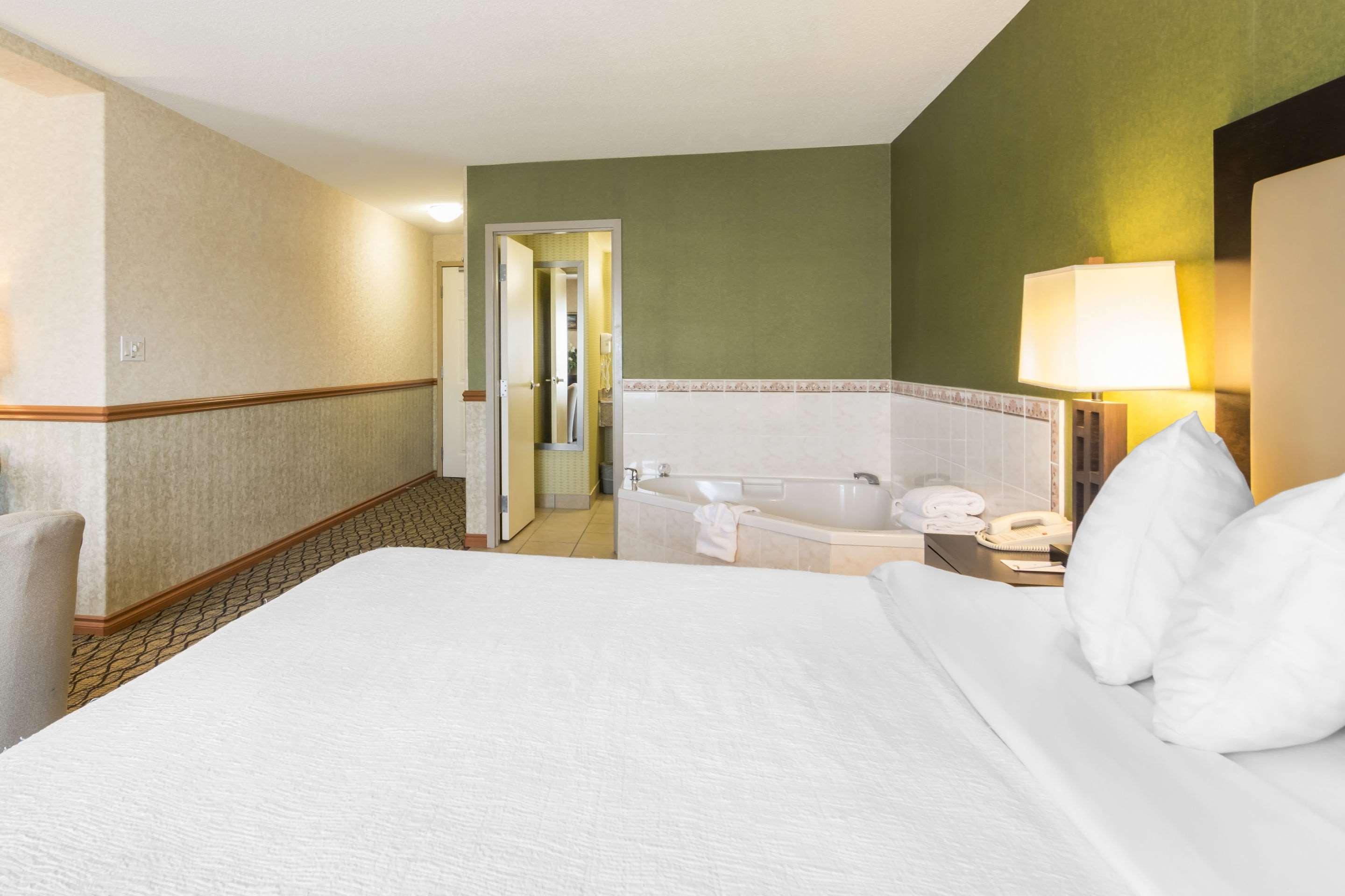 Clarion Hotel & Conference Centre Sherwood Park Zewnętrze zdjęcie