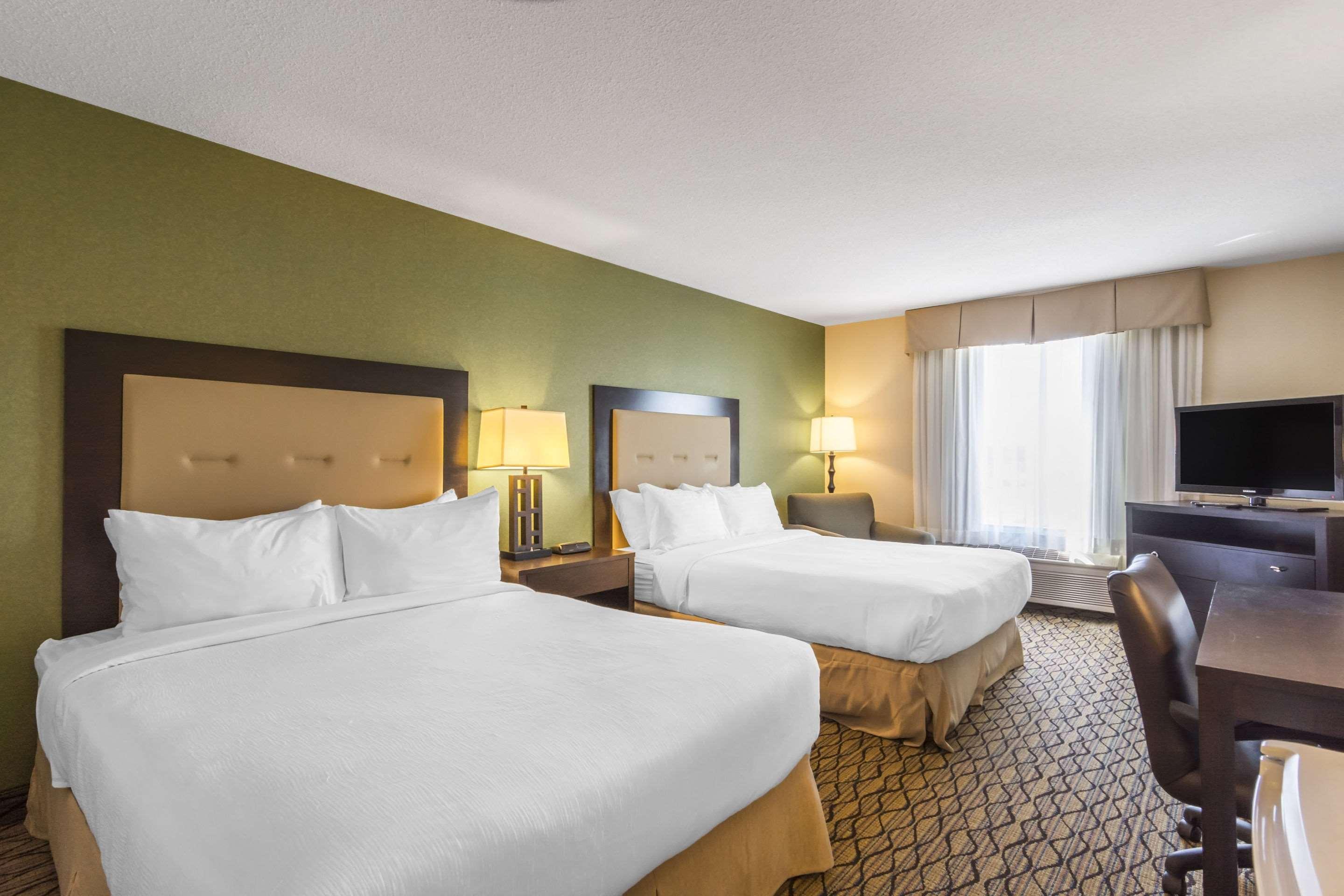 Clarion Hotel & Conference Centre Sherwood Park Zewnętrze zdjęcie