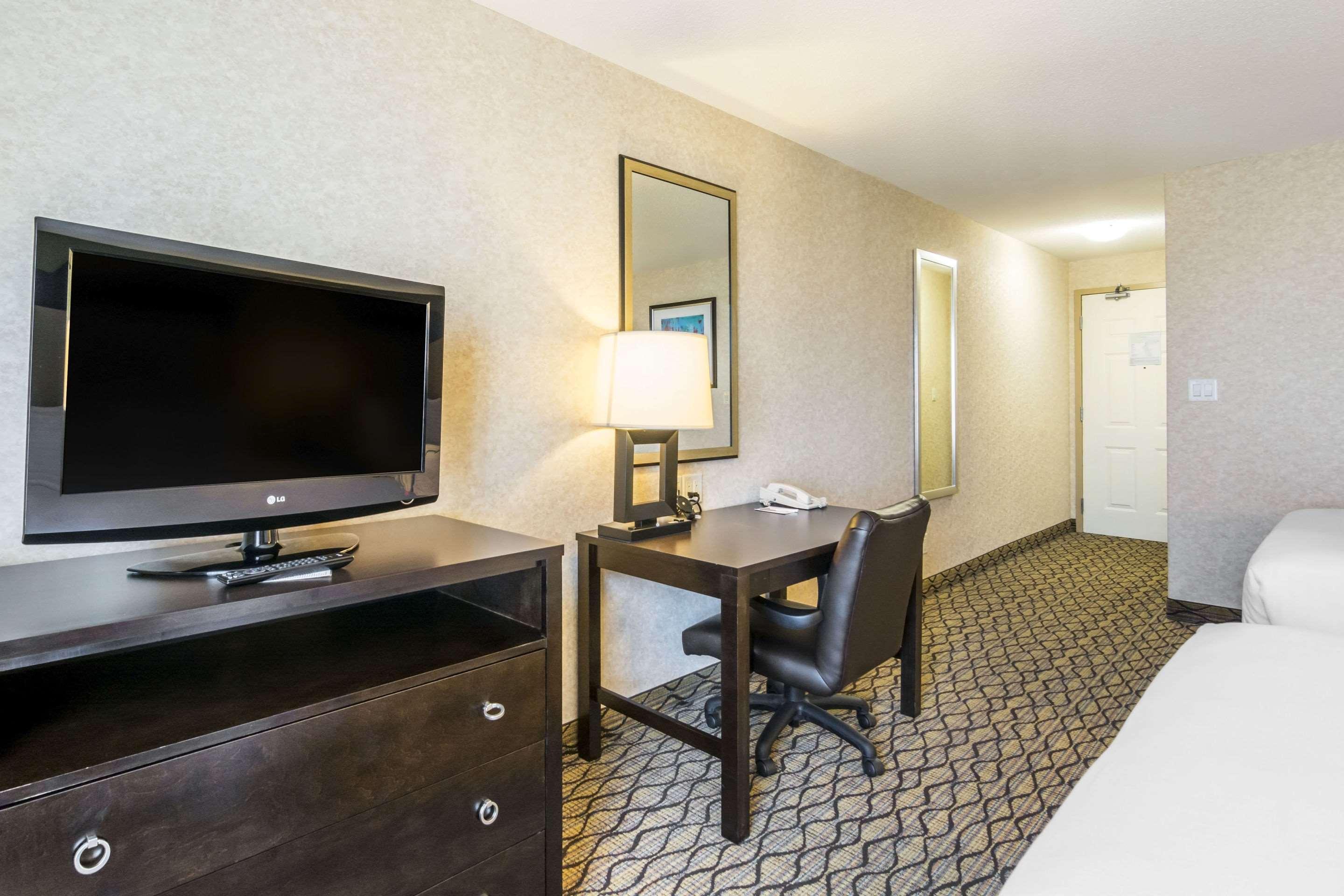 Clarion Hotel & Conference Centre Sherwood Park Zewnętrze zdjęcie