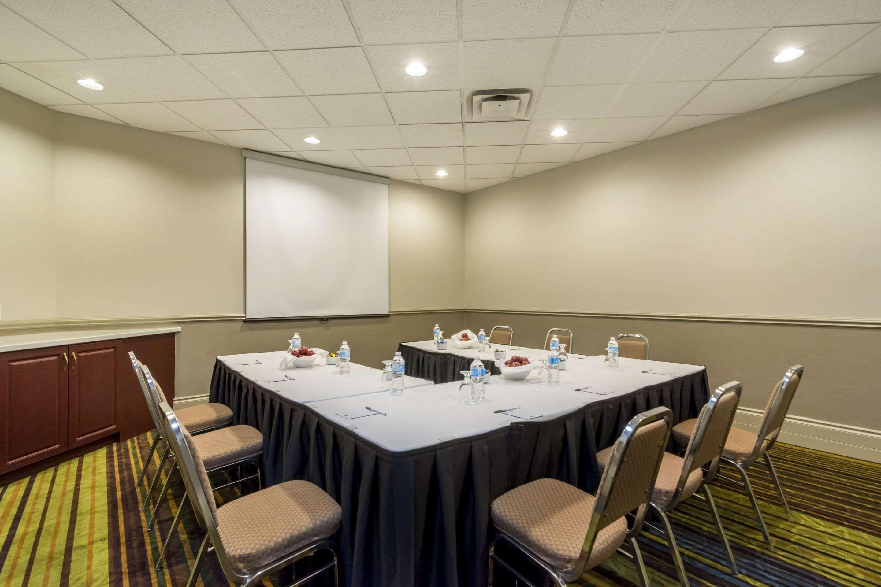 Clarion Hotel & Conference Centre Sherwood Park Zewnętrze zdjęcie